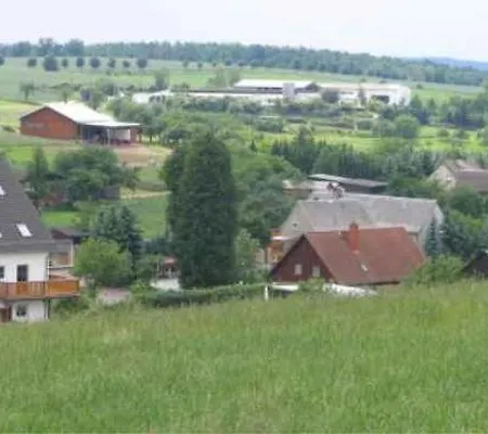 Gemuetliche In Obernaundorf Mit Gemeinschaftlichem Pool, Grill Und Terrasse Apartment Rabenau